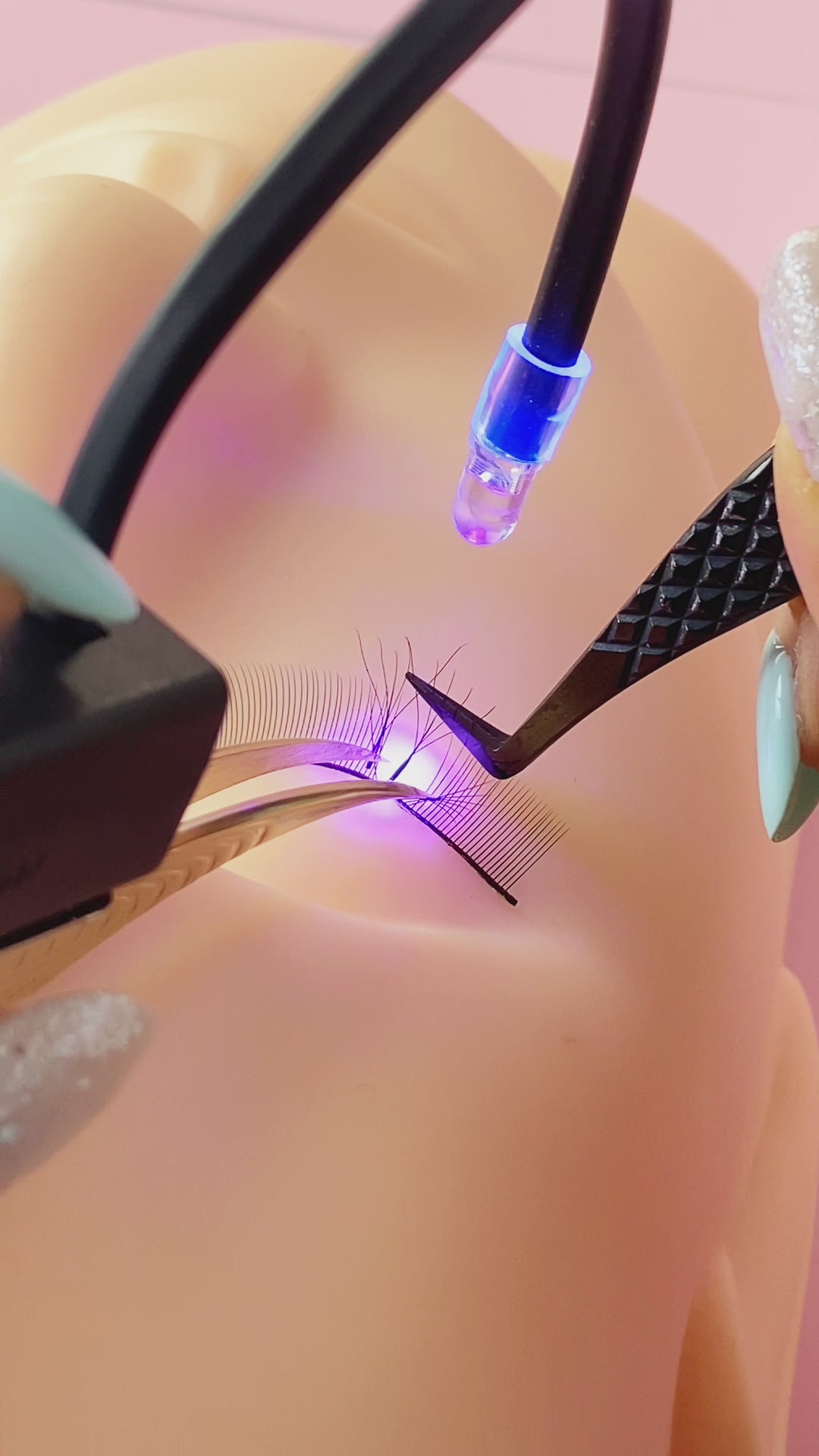 UV/LED Tweezer Lamp For Eyelash Extension